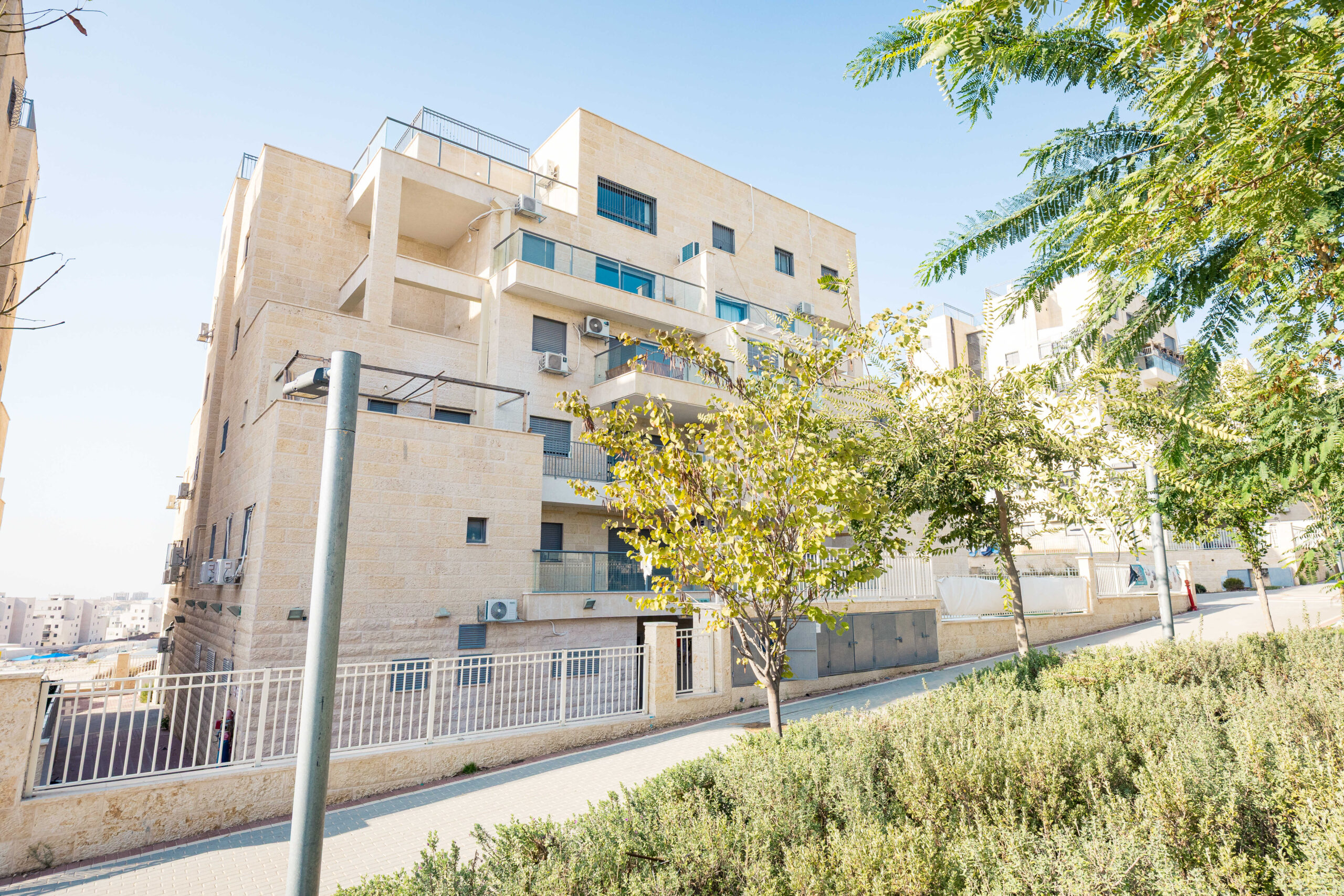 0y2a0287-2_optimized